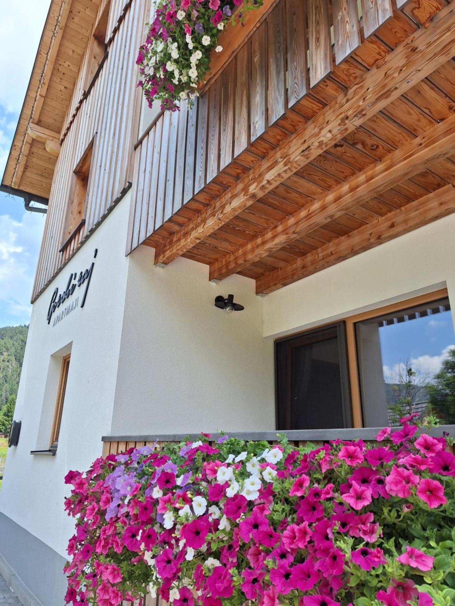 Apartments Gorski Raj クランスカゴーラ エクステリア 写真